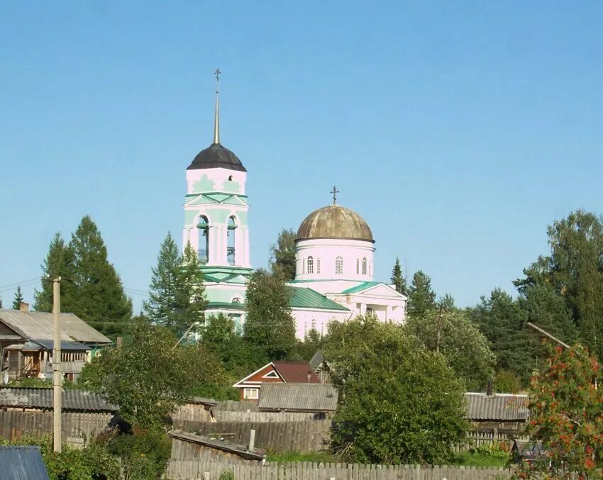 Петропавловская церковь сомино. Сомино ленинградская. Петропавловская церковь сомино. Озеро в сомино ленинградская область. Сомино ленинградская.
