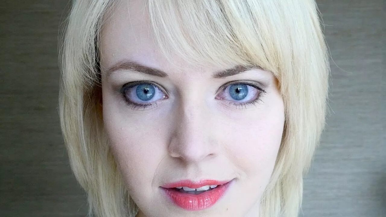 Девочка подросток минетчица. Красивые девушки с открытым ртом. Девушка битбоксит. Глаза девушки. Взгляд девушки.