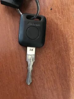 Ключ замка ауди