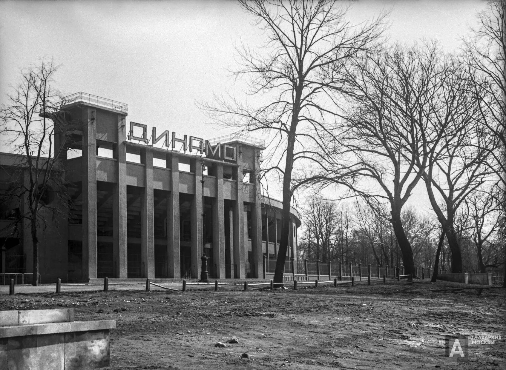 1928 год санкт петербург. Стадион Динамо Москва 1928. Стадион Динамо 1930-е. Москва стадион Динамо 1928 год. Стадион Динамо арх. Лангман 1928.