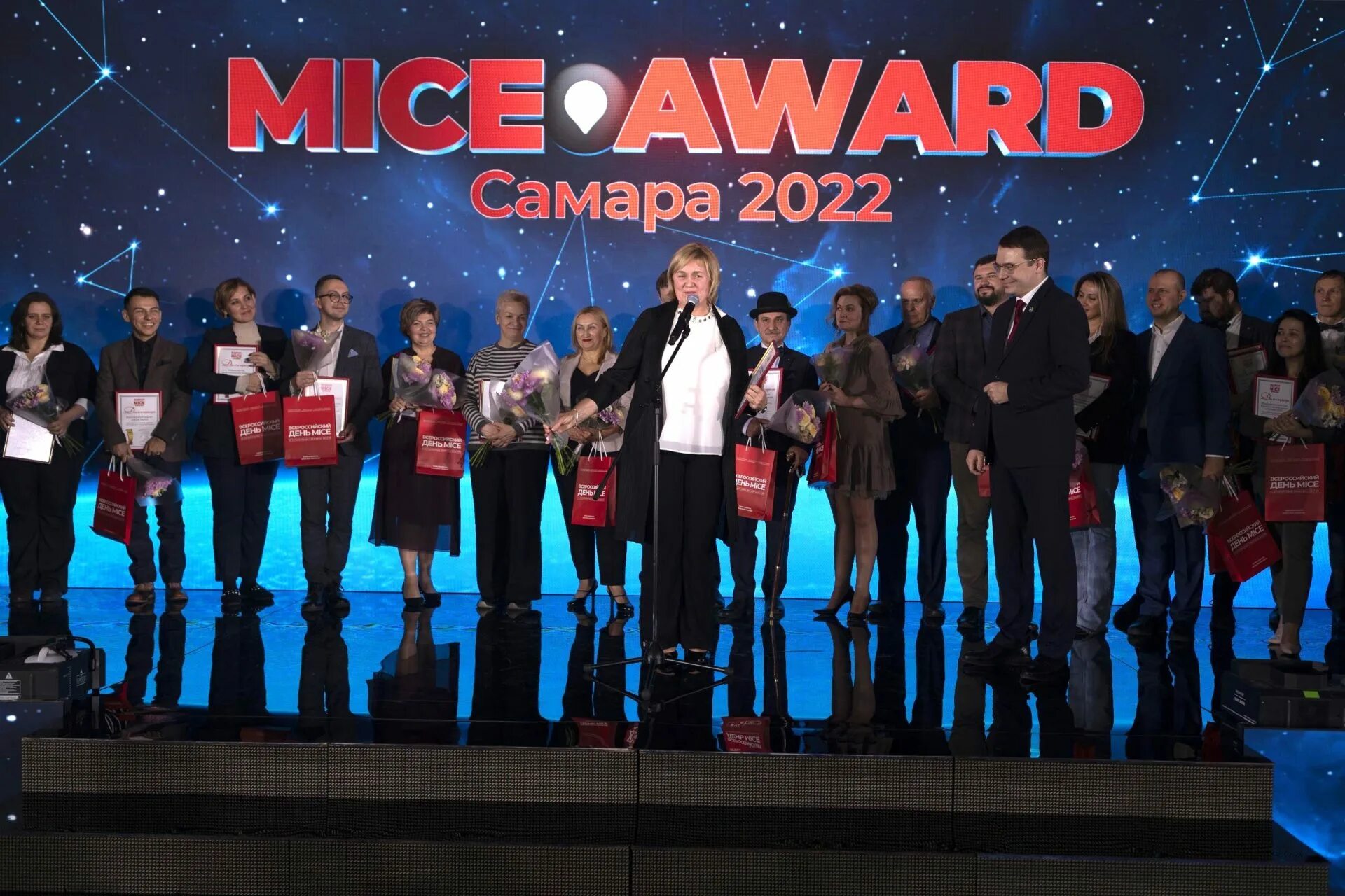 Всероссийская премия Russian Travel Awards. Лидеры России 2022 награждение. Russian Awards 2022 репортаж. Mice-Award 2023. Russian creative awards 2022