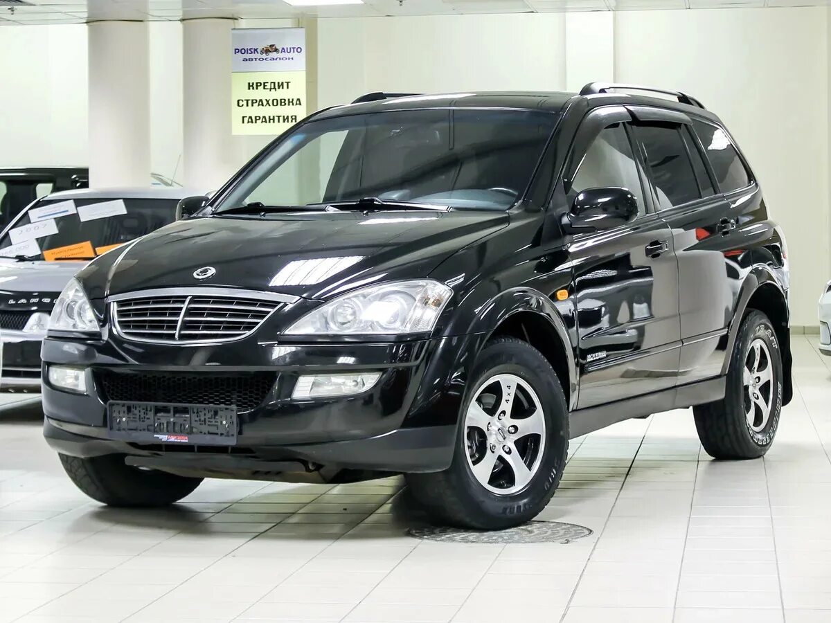 Ссангйонг кайрон цена. Саньенг Кайрон. Машина SSANGYONG Kyron. SSANGYONG Kyron джип. Саньенг енг Кайрон.