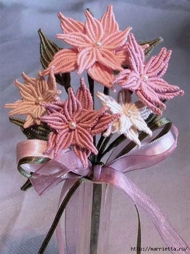 Цветы в технике макраме. Цветы макраме. Макраме для букета. Букет цветов в макраме.