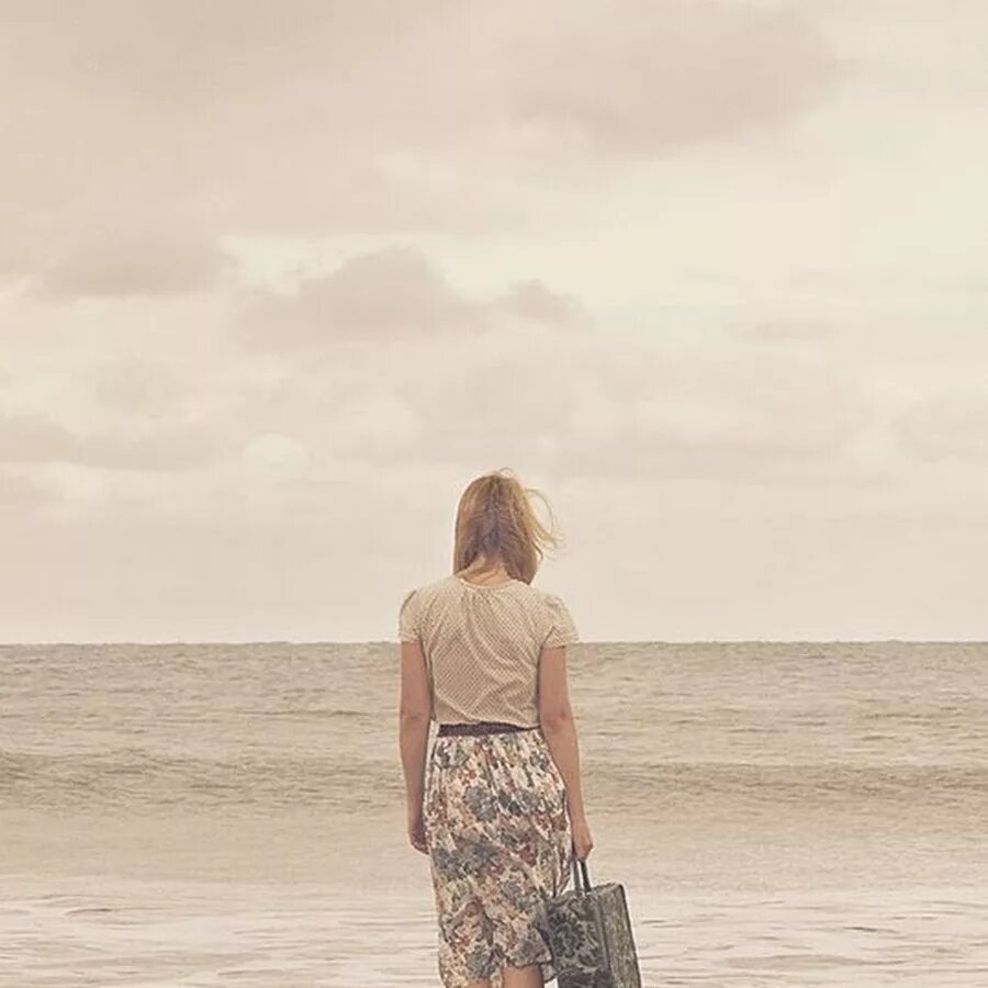 Море море ты уезжаешь. Море море ты уезжаешь. Walk away. Море я скоро. Море жди меня.