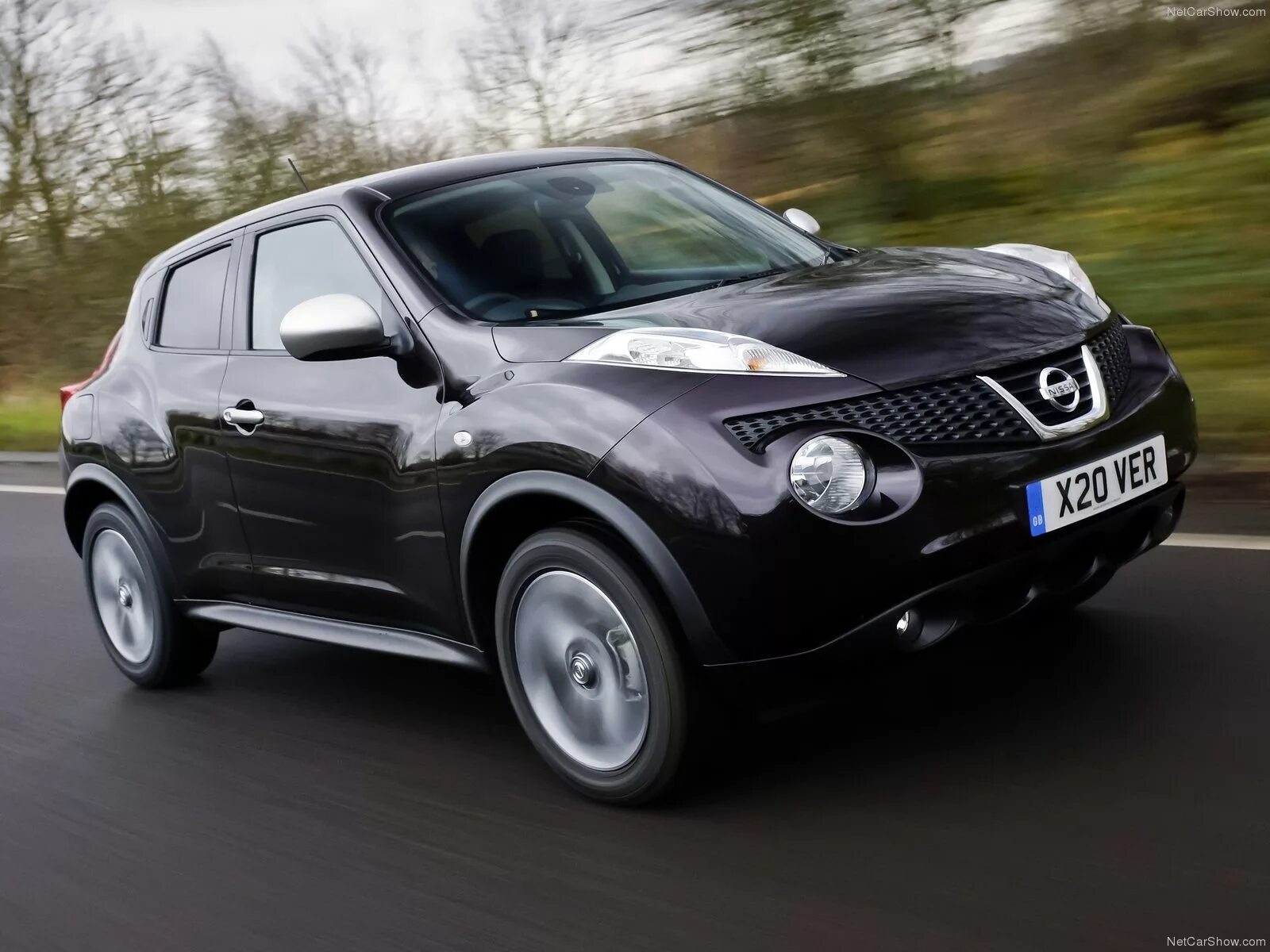 Автомобиль ниссан фото. Nissan juke 2012. nissan juke 2012 black. ниссан джук 2012 черный. nissan juke (2010 – 2019).