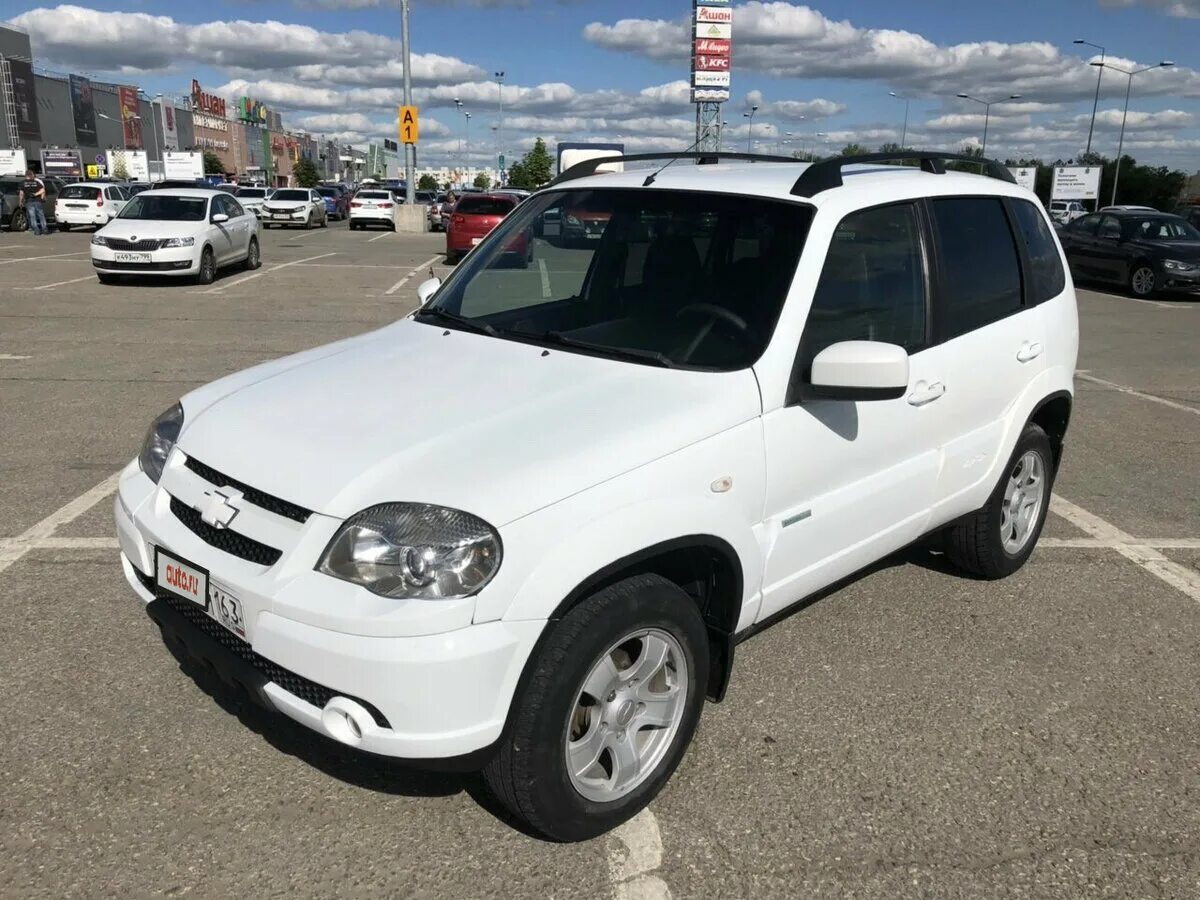 Шевроле Нива 2013 белая. Нива Шевроле 2013 года белая. Нива Шевроле 2013. Chevrolet Niva 2013.