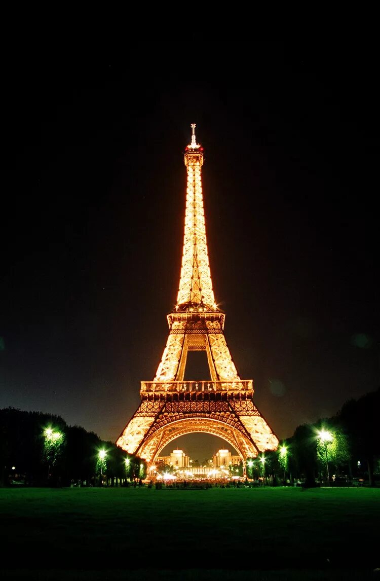 «девушка в париже». Телебашня париж. Магический париж. Картина 100 на 60 париж. Magic paris.