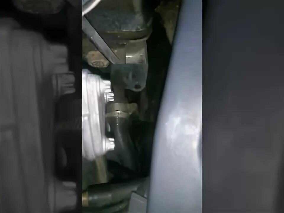 Подскажите какое сопротивление должно быть в датчике коленвала есть у кго нибудь