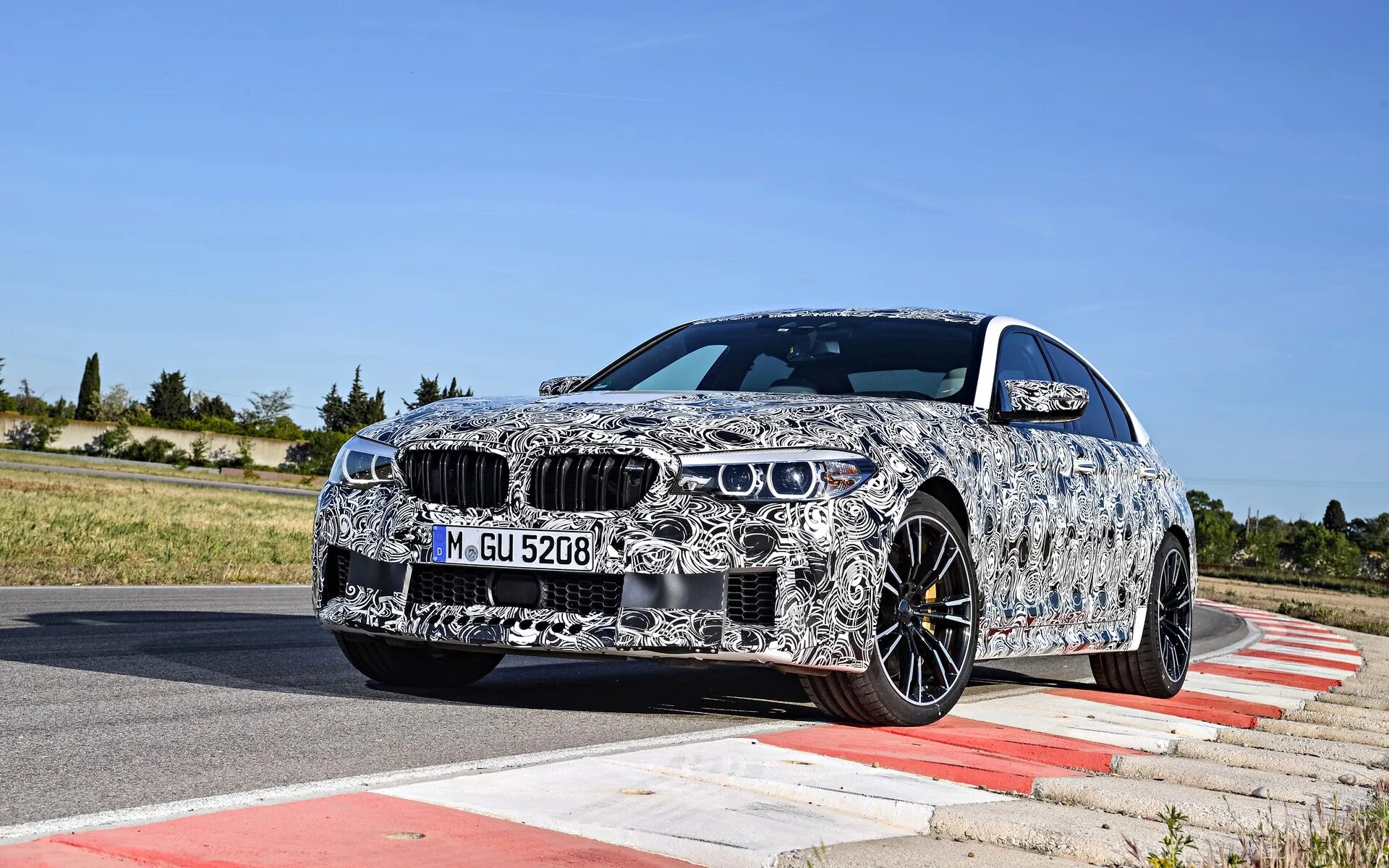 M drive bmw. BMW f90. BMW m5 g30. БМВ м5 ф90. BMW m5 f90 спереди.