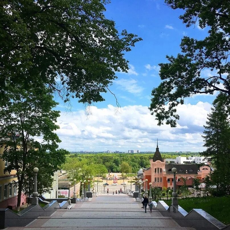 Славянская площадь брянск. Набережная 1 брянск. Брянск, набережная ул. Набережная улица, 9 брянск. Набережная советский район брянск.