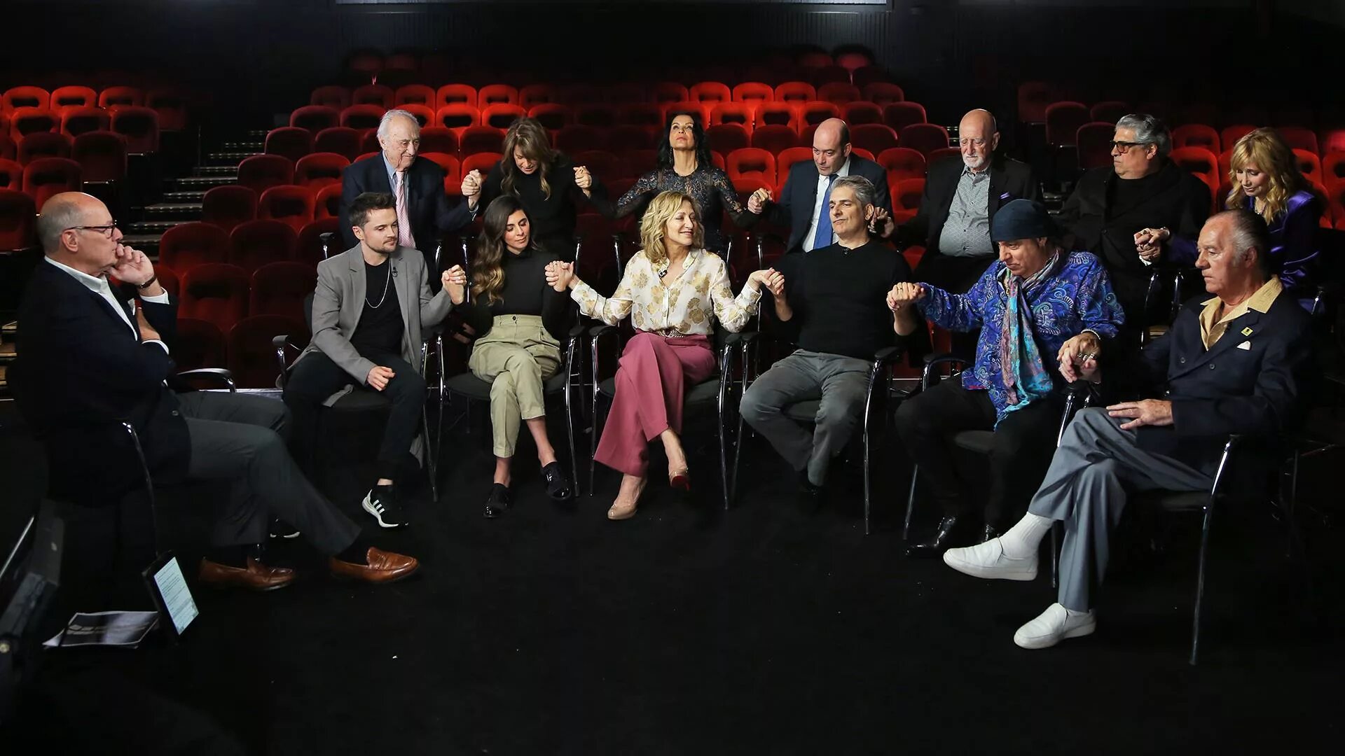 Сопрано сцены. Сопрано каст. soprano 2025 cast. the sopranos characters. за шагом шаг сопрано.