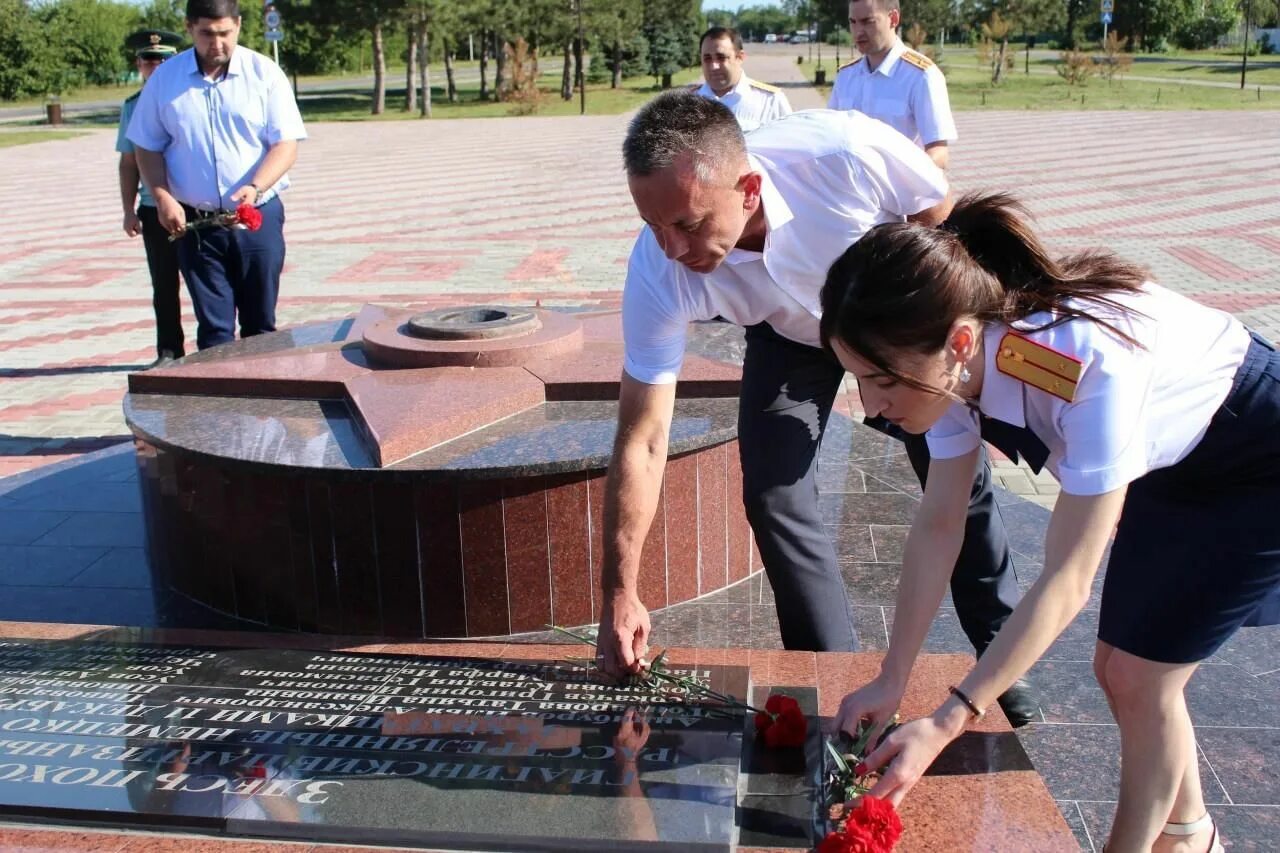 Памяти жертв фашизма. День памяти жертв фашизма. День памяти жертвам фашистов. Международный день памяти жертв фашизма 2020.