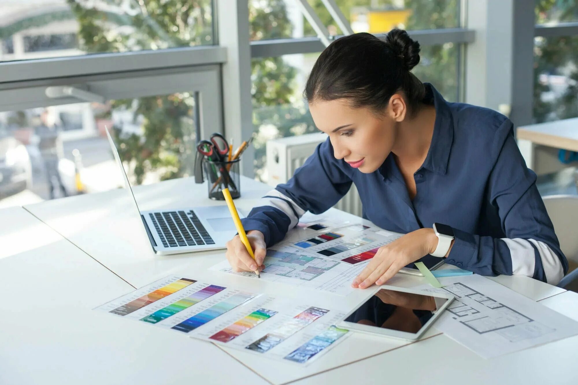 Графический дизайн. Пейджмайкер профессия. Специальность графический дизайнер. Компьютерная графика и дизайн. Процесс работы дизайнера.