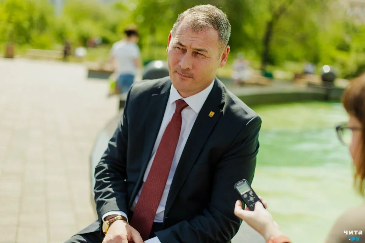 александр сапожников. мэр читы сапожников александр михайлович. сапожников сайт. сити менеджер александр сапожников чита. мэр запорожья 2022.