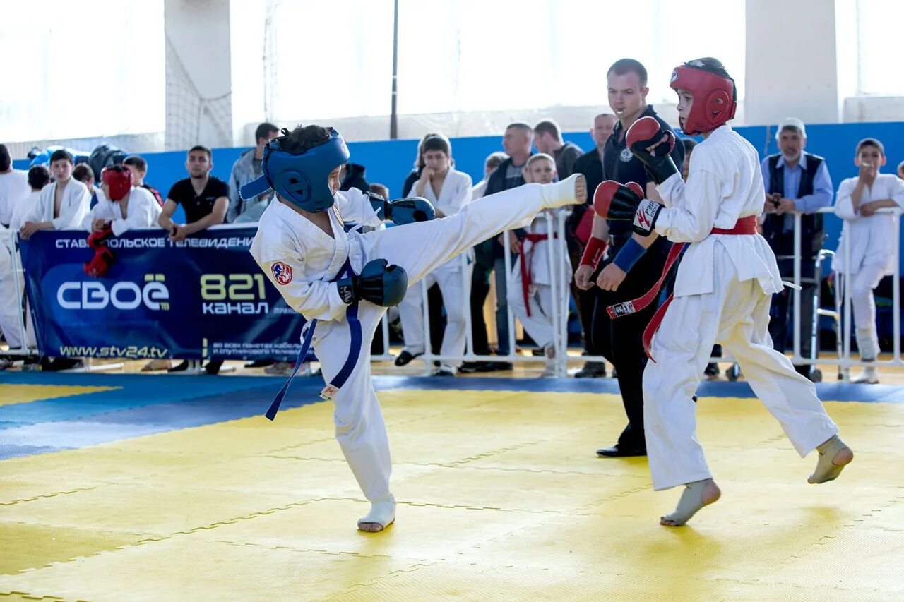 Рукопашный бой ставрополь. Рукопашный бой ставропольский край. Касумова ставрополь рукопашный бой. Раджабов раджаб ставрополь. Рукопашный бой ставрополь.