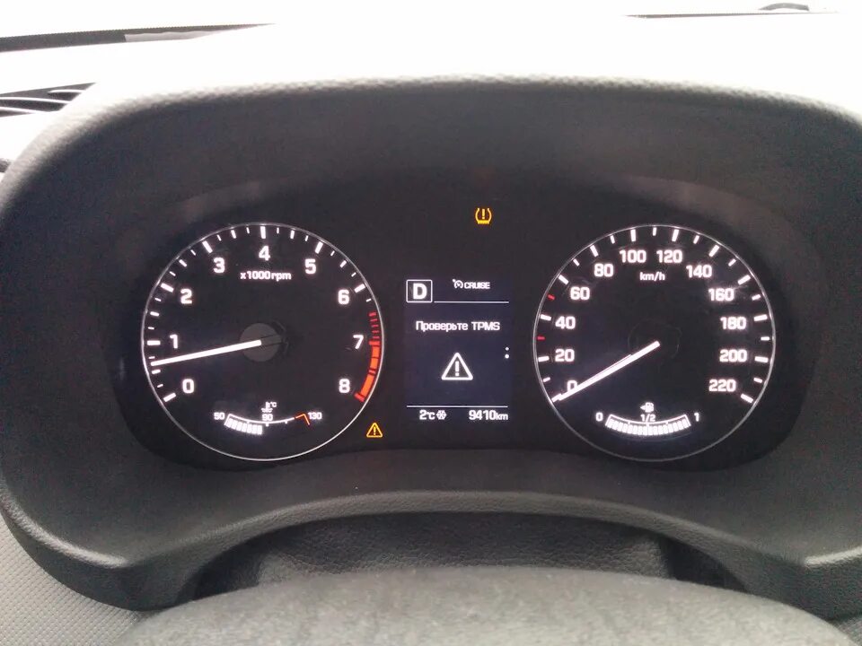 Проверьте tpms solaris. Tpms hyundai. датчик tpms hyundai creta. проверьте tpms hyundai. ошибка tpms в hyundai.