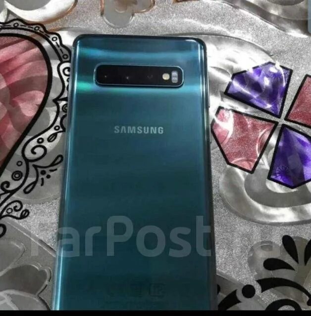 Samsung s10 plus аквамарин фото. Samsung galaxy s10e белый. Авито самсунг s10. Samsung galaxy 10 плюс. Iphone 10.
