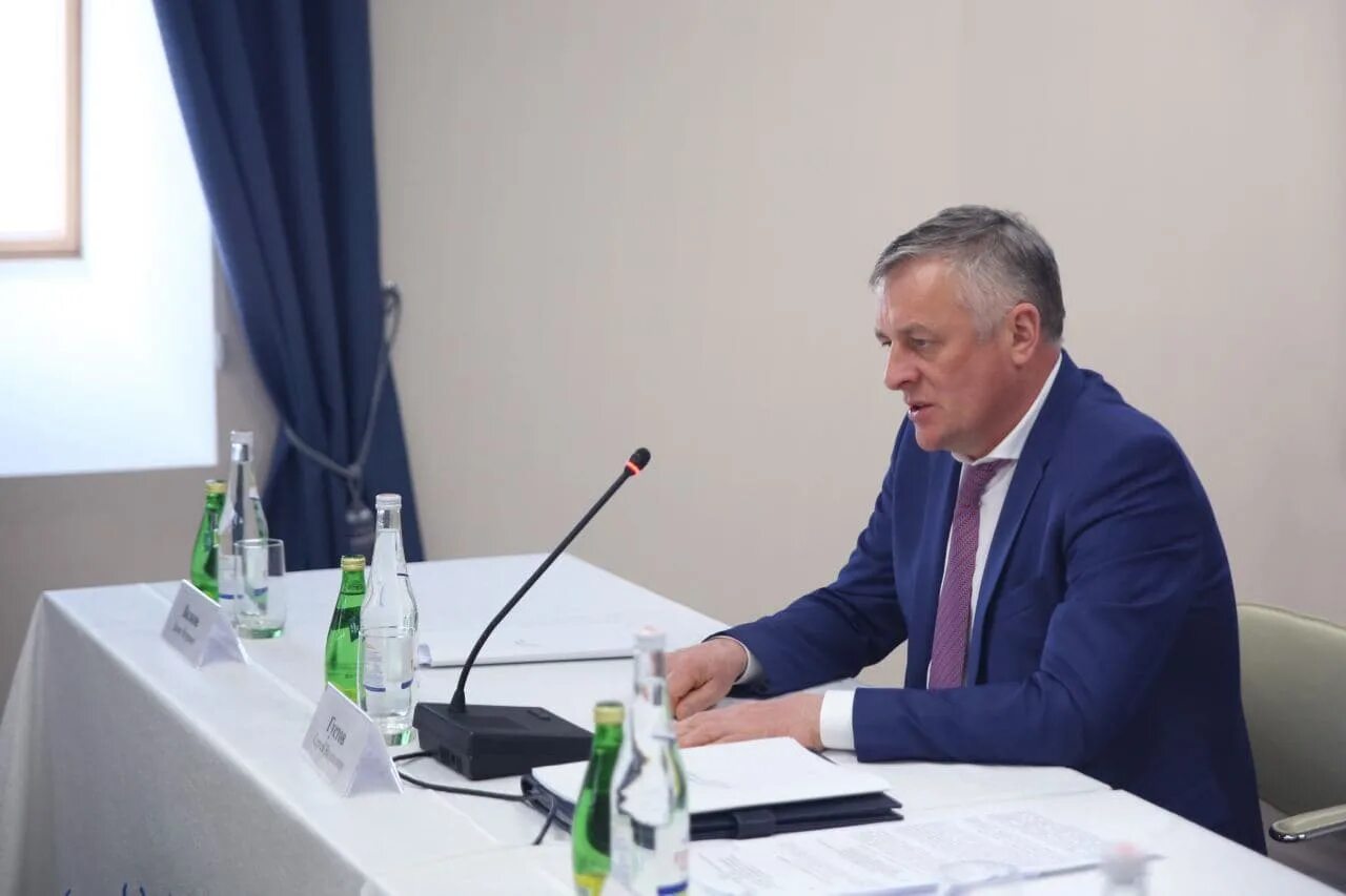 Астраханские газовики приняли участие в весеннем субботнике " ООО "Газпром межре