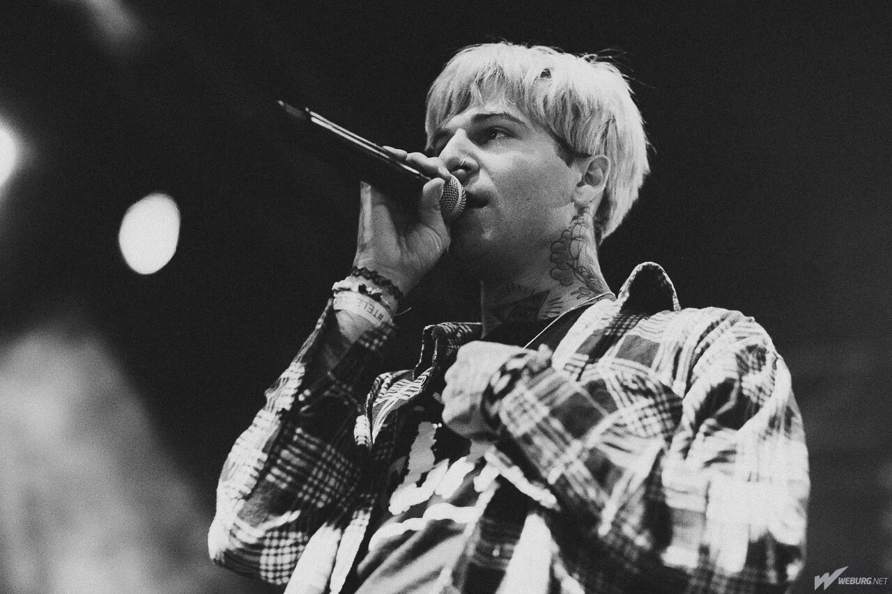 Softcore the neighbourhood instrumental. Группа the neighbourhood. концерт группы the neighbourhood. the neighbourhood сейчас. the neighbourhood the neighbourhood.