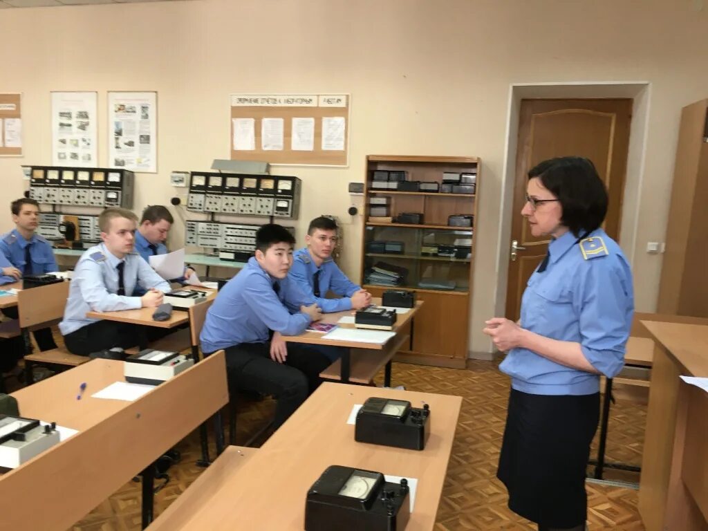 Преподаватель техникума вакансии. Преподаватель электротехники. Открытый урок по Электротехнике. Железнодорожный техникум Казань преподаватели. Неделя цикловой комиссии.