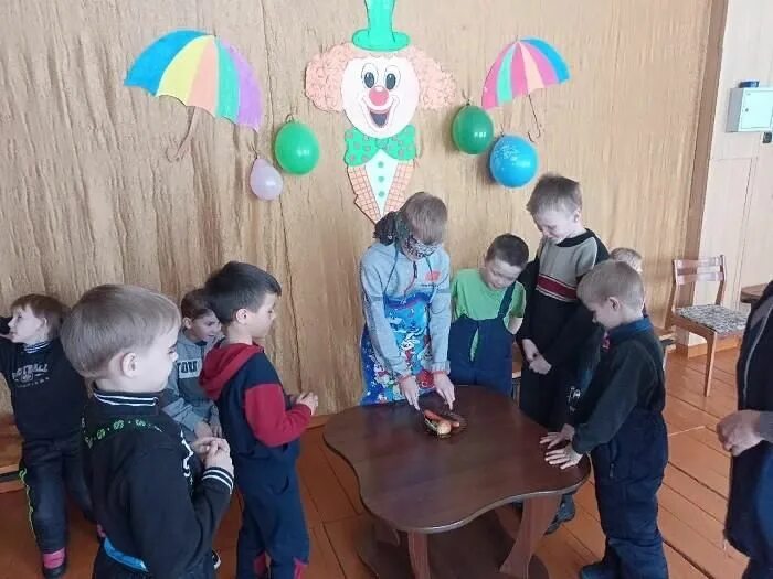 Весенне настроение развлекательное мероприятие. Игровая программа весеннее настроение. Игровая программа весеннее настроение. Игровая программа весеннее настроение. Игры для детей весной.