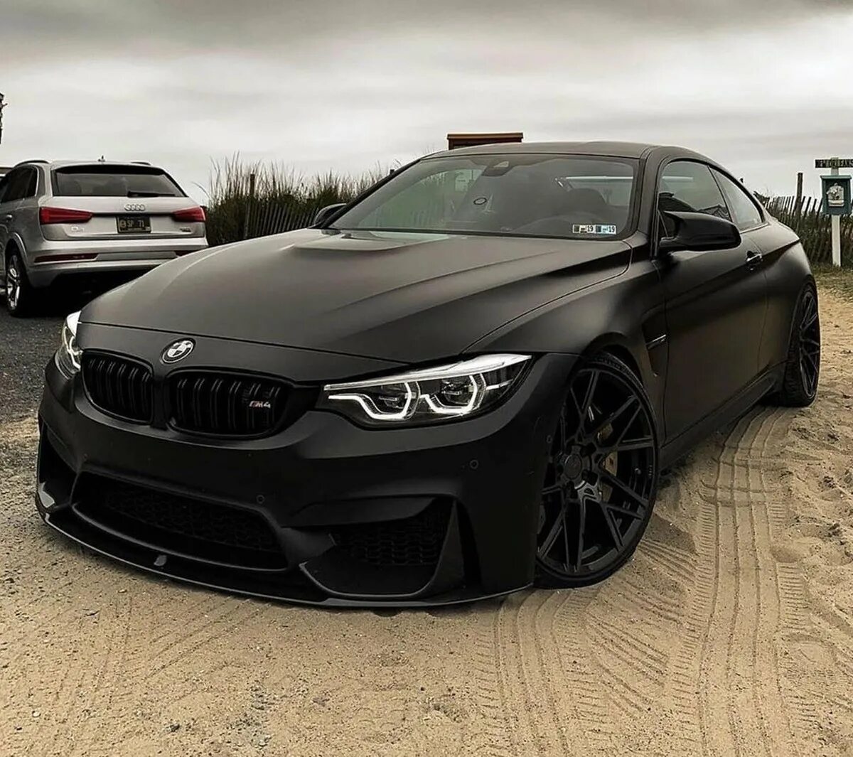 БМВ м4. BMW m4 f82. BMW m4 f82 Black. BMW m4 черная.