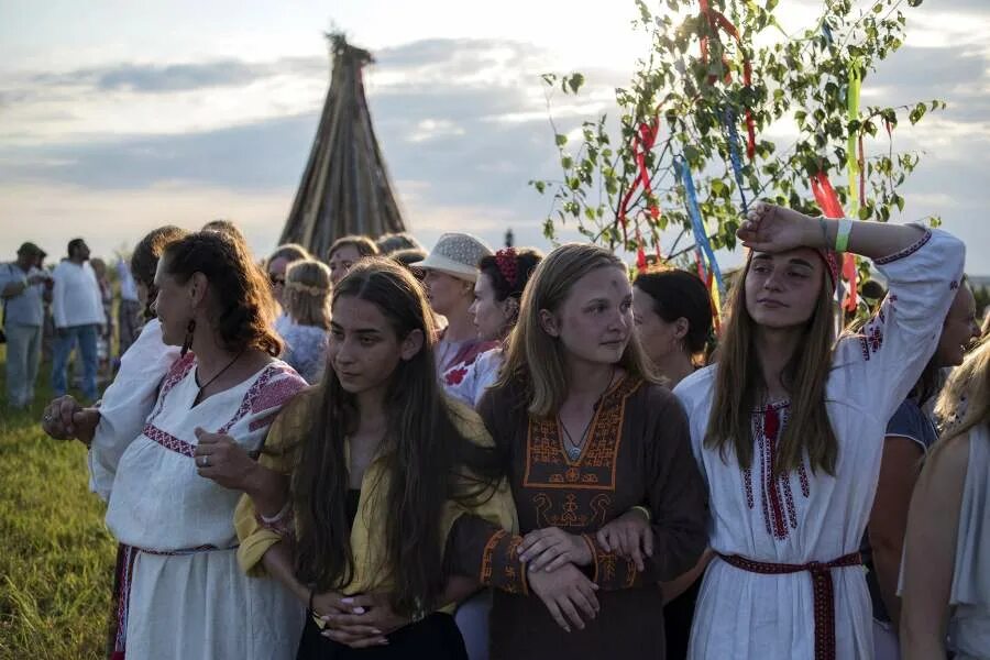 Союз славянских общин. Родноверы иван купала. союз славянских общин калуга ивана купало. славянская община. община родноверов.