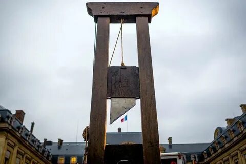 Как называлась гильотина