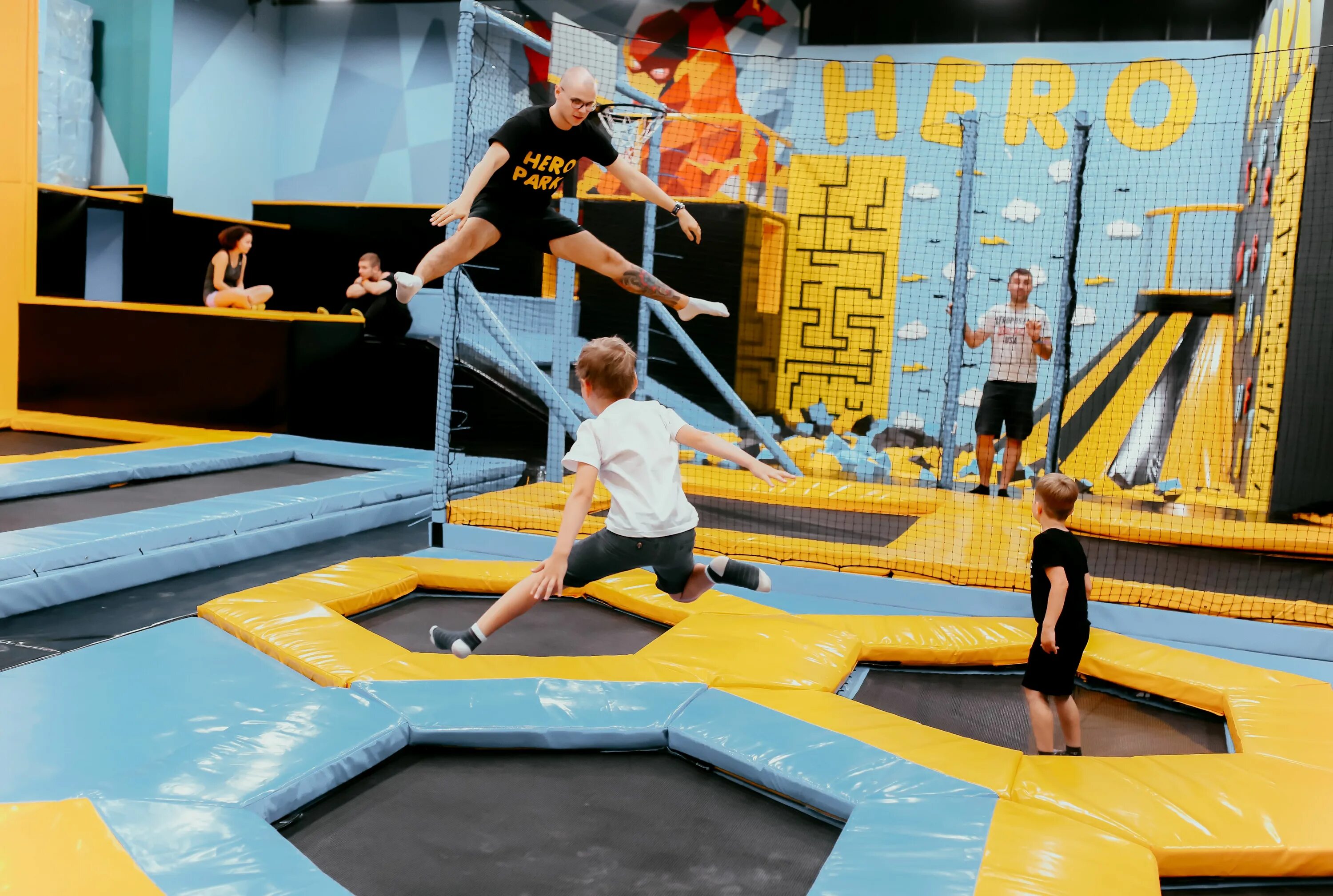 Хиро парк минск. Херо парк в минске цены. Хиро парк на сурганова 26. Херо парк дзержинского. Хиро парк дзержинского.