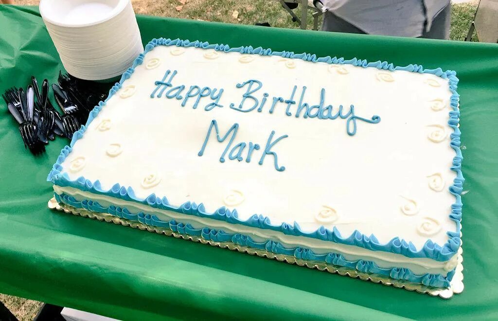 Mark is happy. Торт Happy Birthday. Happy Birthday Mark картинки. Торт Happy Birthday Mark.