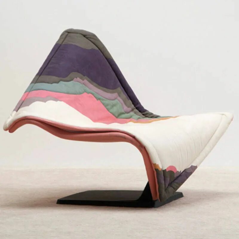 The flying chair panton. The flying chair panton. Цепочная карусель. Диван andtradition fly sc2. Flying chairs.