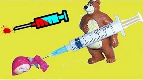 Медведю делают укол