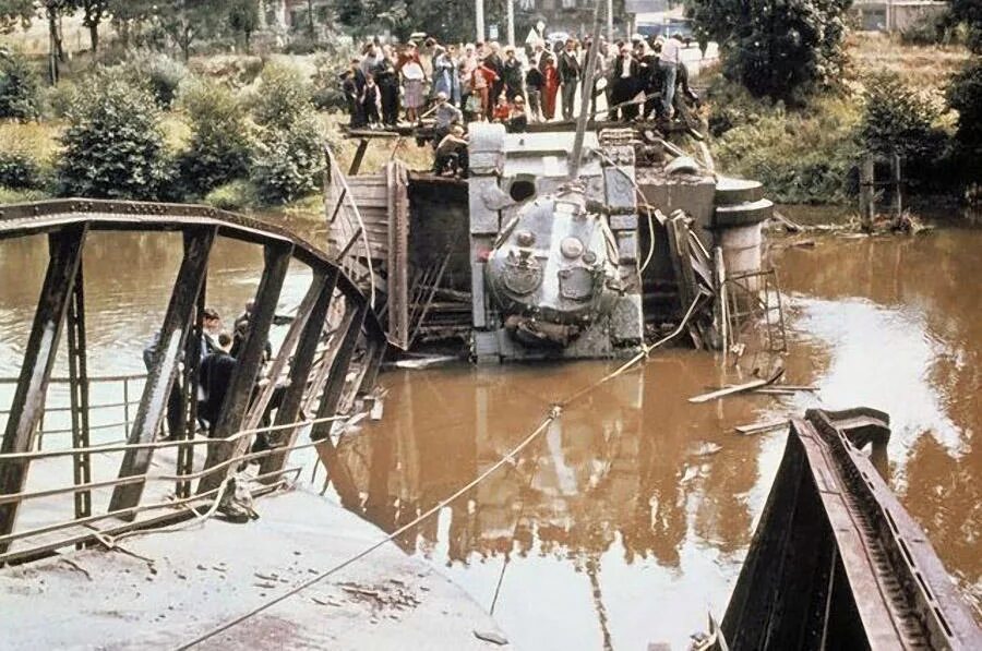 Дунай 1968. Операция «дунай». чехословакия, 1968 год.. операция дунай 1968. операция дунай 1968 год. операция дунай в чехословакии.