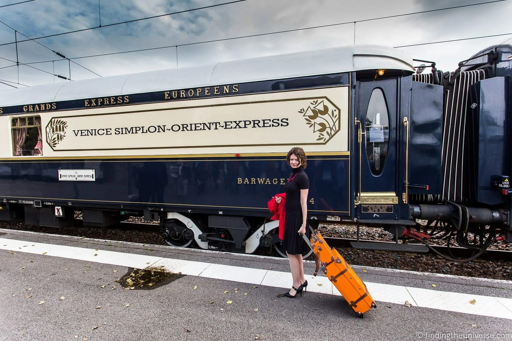Latt express. Simplon orient express. venice simplon-orient express поезд. venice simplon-orient-express снаружи. venice simplon-orient express (европа).