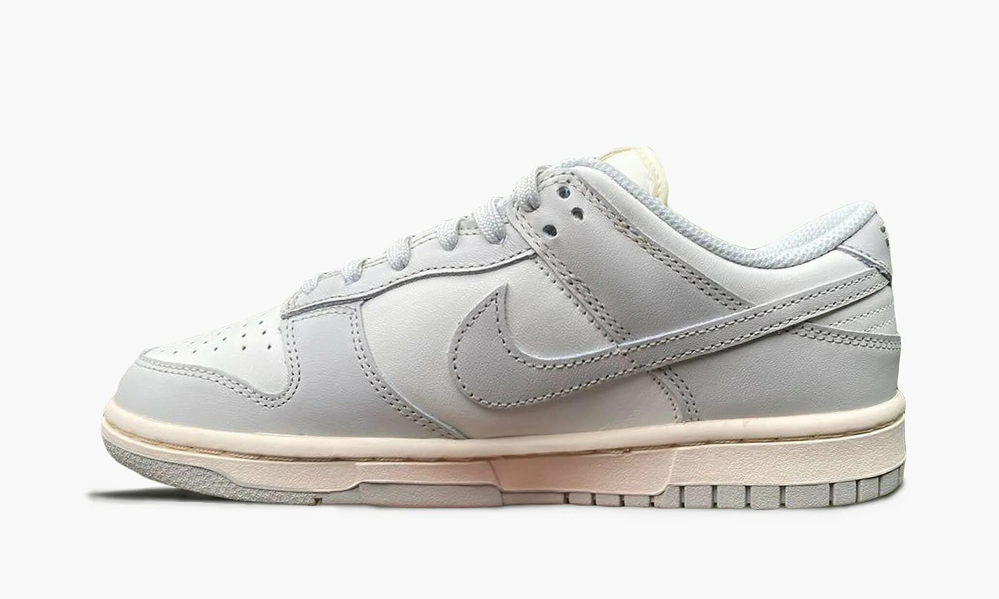 Nike dunk bones. Dunk light bone. Nike dunk light bone. Nike dunk disrupt 2 pale ivory. Nike dunk low light bone.