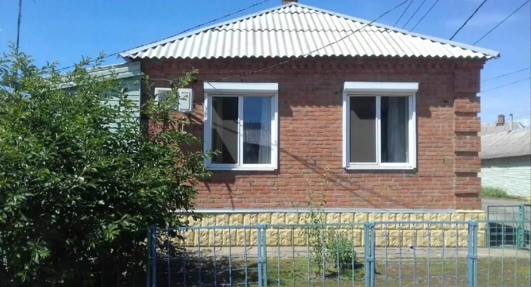 Дом в п. Ростовская область миллерово дома. Дома ростовская область avito. Ростовская область, р-н миллеровский, г миллерово, ул чехова, д 40а, кв 19. Дом на песчанокопской.