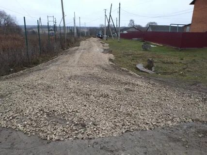 Отсыпка дороги щебнем