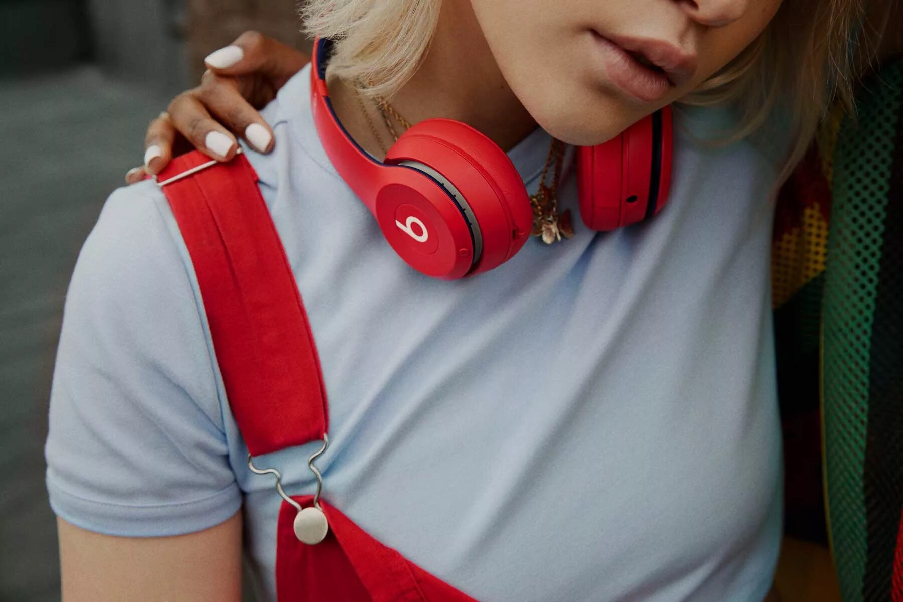 Пикают наушники. Наушники Beats solo3 Wireless. Beats solo 3 Wireless. Beats by Dre solo 3. Beats solo 3 цвета.