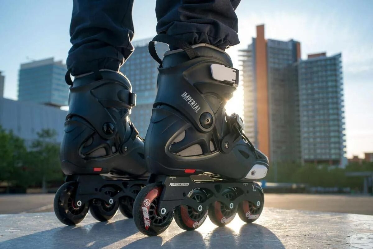 Роликовые коньки 107350rcs-bm. Роликовые коньки fr skates fr2 80 (black). Rollerblade spitfire sl 2016. Blackwheels slalom. Роликовые коньки roces беговые.
