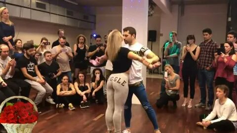 Везде они песня