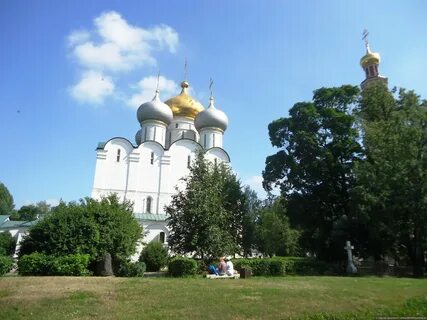 Монастырь в центре