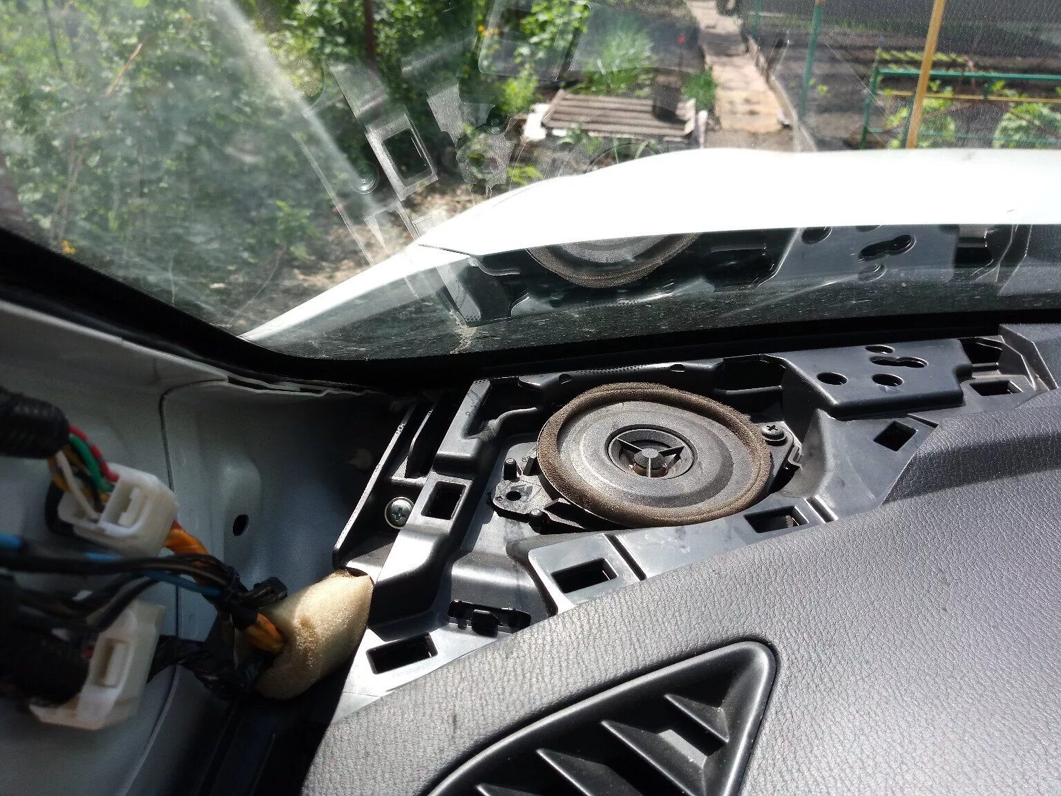 Центральный динамик mazda cx-5. Mazda. Центральный динамик mazda cx-5. Акустика mazda cx5. Динамика мазда сх 5.