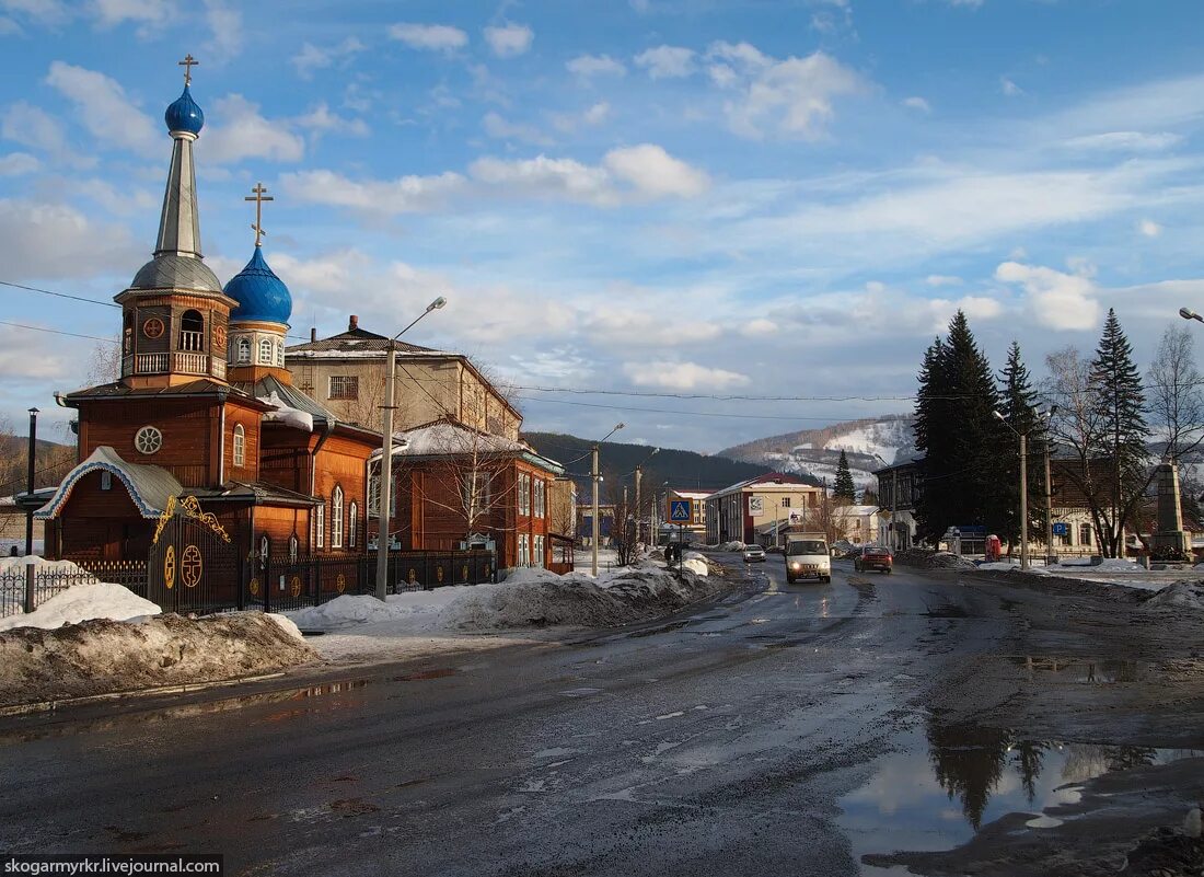 Горно алтайск область. Церковь Покрова Пресвятой Богородицы Горно-Алтайск. Центр Горно-Алтайска. Город Горно-Алтайск. Улица Горная Горно Алтайск.