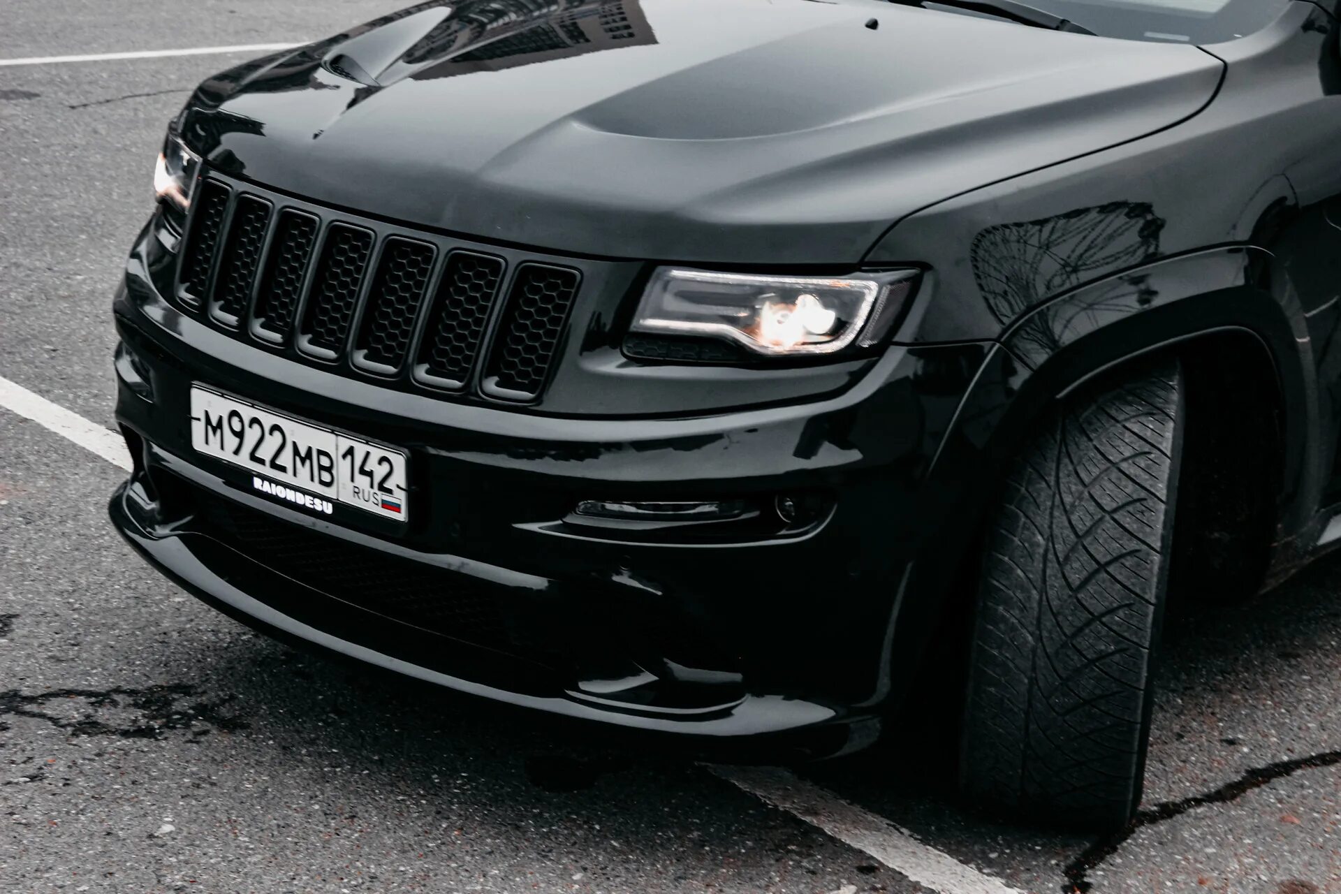 Grand cherokee srt wk2. Jeep grand cherokee srt8 wk2. jeep srt wk2. jeep grand cherokee wk2 антихром. jeep grand cherokee srt 2025.