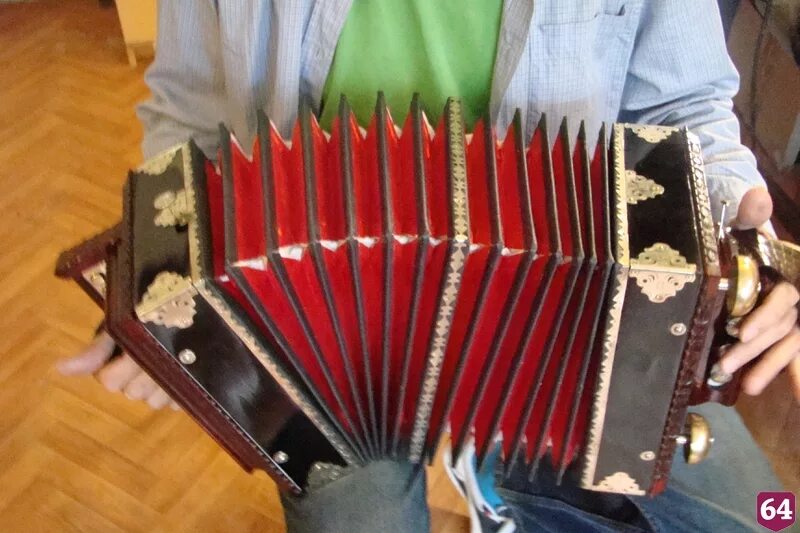 Нижегородская гармонь мастер романов. Гармонь конькова фа. Гармонный мастер фадеев. Гармонь мастер спорышев. Мастера гармони.