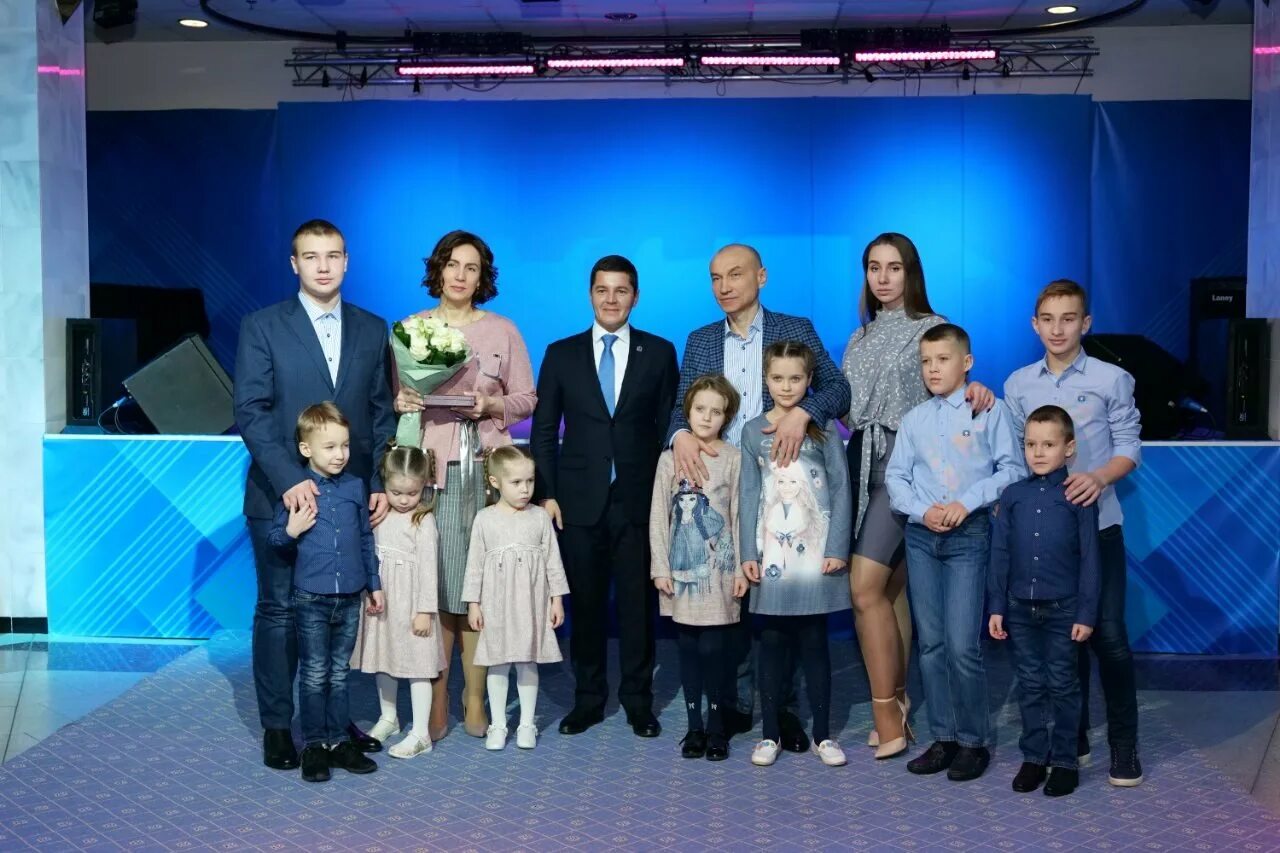 Кубок янао 2022г. Малые народы севера. Чумовой капитал янао. Ямал футболист. Медаль гордость ямала.