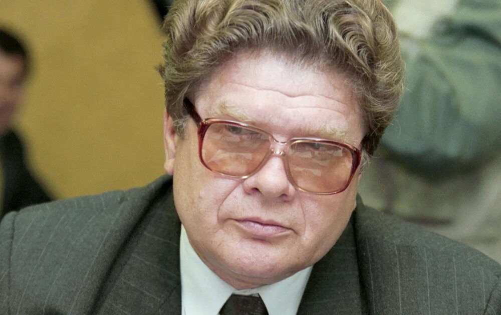Чем сейчас занимается бывший губернатор