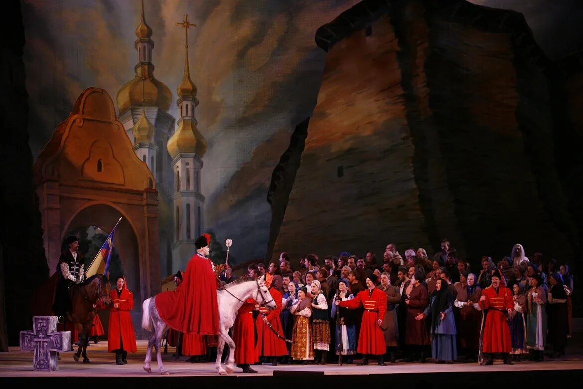 Опера в мариинском театре. Набукко опера мариинский театр. Оперы в мариинском. Оперы в мариинском. Оперы в мариинском.