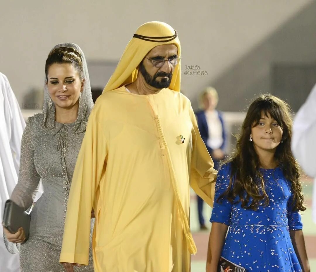Латифа оаэ. Дубай мухаммед бин рашид аль мактум 2021. Арабские книги. Шейха аль-джалила бинт мохаммед ибн рашид аль мактум. Дочки арабов.