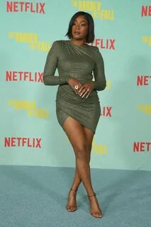 Leggy Tiffany Haddish Poses at 'The Harder They Fall' Special Scr...